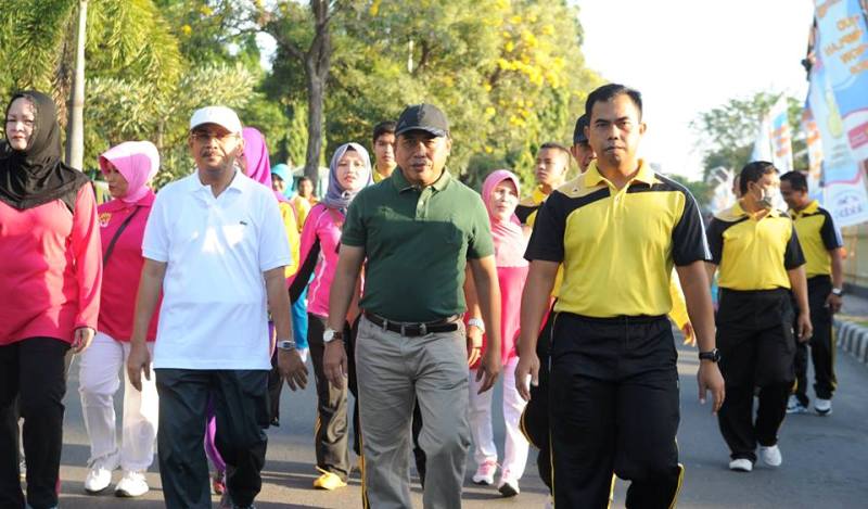 Jalan santai Polres 2