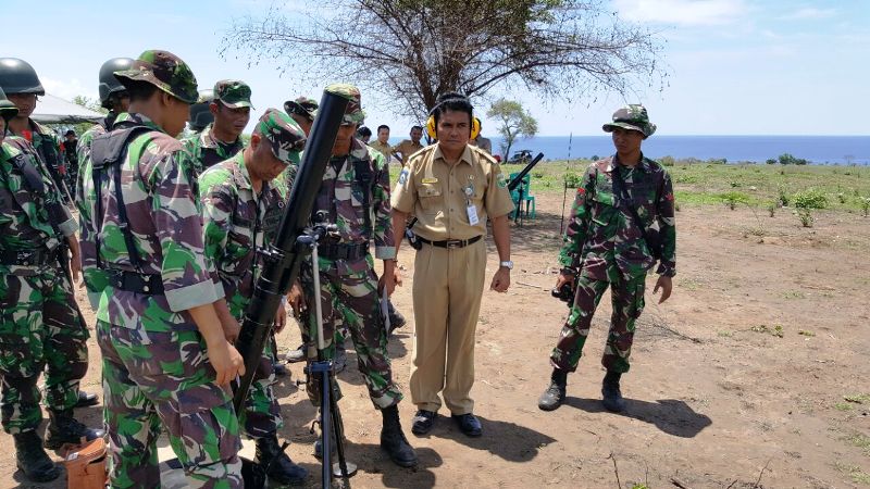 menembak-latihan