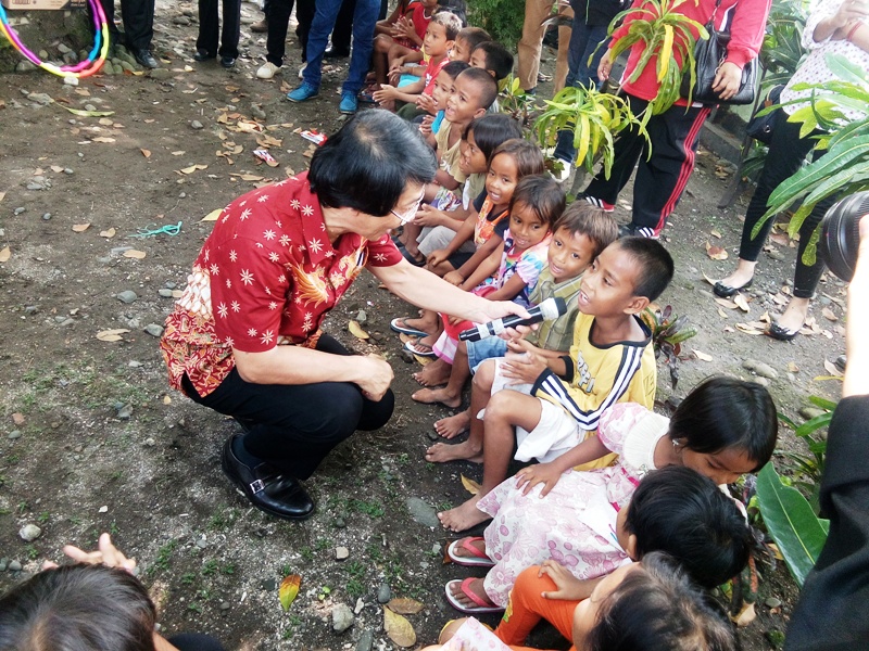 Kak Seto dan korban banjir
