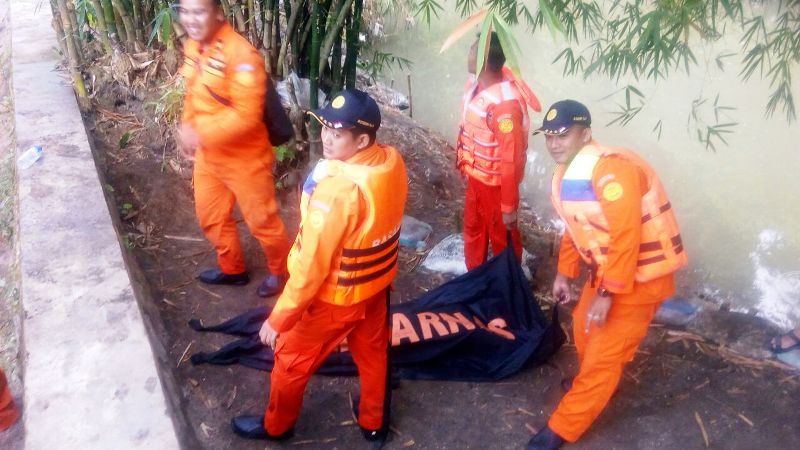 Bocah tenggelam 2