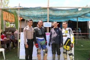 Kapolres sambang desa kelawis