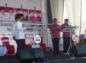 Saat Versus Husni