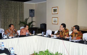 Bupati JM Presentasi Islam 2 Bupati JM Presentasi Islam 2