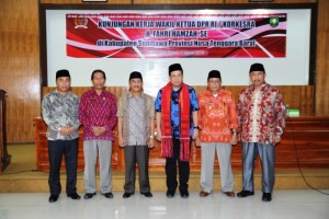 Fahri Husni 1 Fahri Husni 1