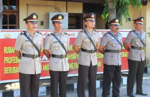 Sertijab Polres HL