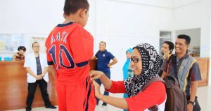 Bocah malang hadiah