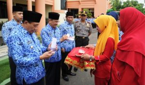 Bulan Dana PMI 1 Bulan Dana PMI 1