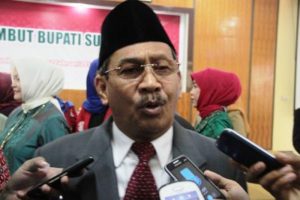 Bupati Haji Husni