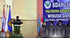 poltekes-wisuda-1