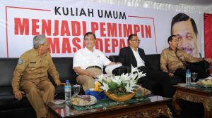 menteri-luhut-kuliah-umum-1 menteri-luhut-kuliah-umum-1
