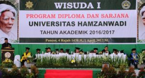 Wisuda Hamzanwadi Pancor