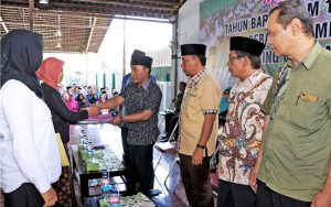 Bupati KSB Serahkan SK CPNS