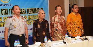 Bupati dan Deputi Perlindungan TKI
