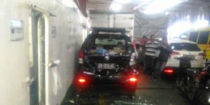 Mobil rusak