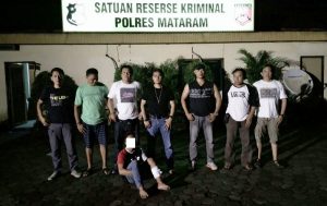 Curat Tembak