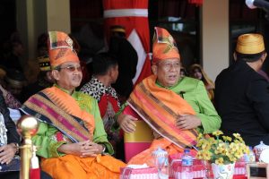 Husni Mo HUT