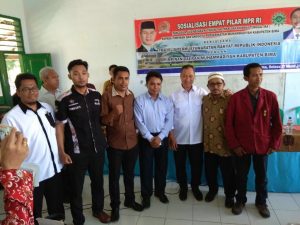FOTO 1- FOTO 1-