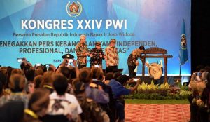 Kongres PWI