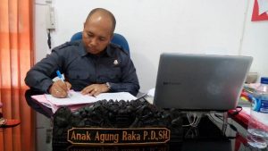 Agung Raka Ganteng