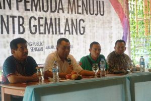 Doktor Zul dan mahasiswa