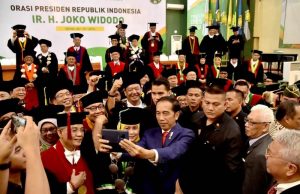 Jokowi Orasi