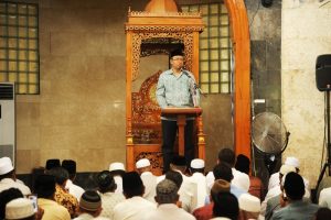 Gubernur Khutbah