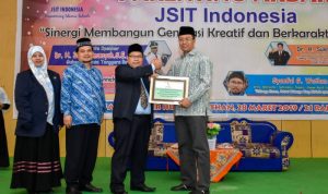 Gubernur SIT