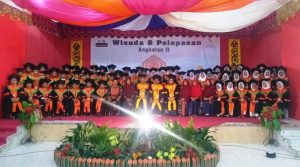 Wisuda SDIT HL