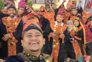 Andy Tirta Rektor