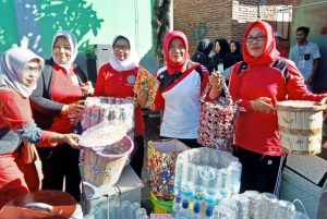 Bak sampah Unik