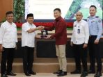 Bupati KSB dan Imigrasi