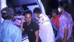 Evakuasi Warga sakit