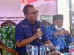 Gubernur dan Bupati