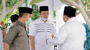 Gubernur dan LObar Gubernur dan LObar