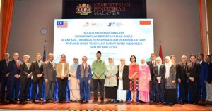 Gubernur dan Menteri Malaysia 22