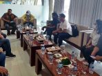 Gubernur dan Tim Survey