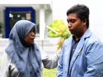 Ibu Siti dan anaknya