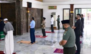 Jokowi Sholat Jumat Jokowi Sholat Jumat