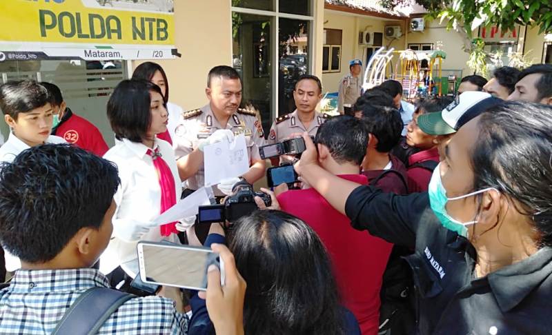 Kabid Humas Polda NTB Kombes Pol Artanto SIk MSI