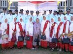 Kades dan istri