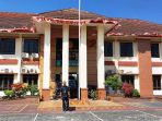 PN Sumbawa Mogok Kerja