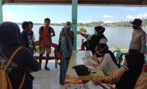 Pantai Gowa Cek Orang