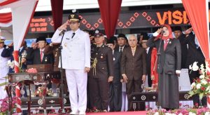 Upacara Kemerdekaan Gubernur