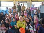 Wabup dan warga